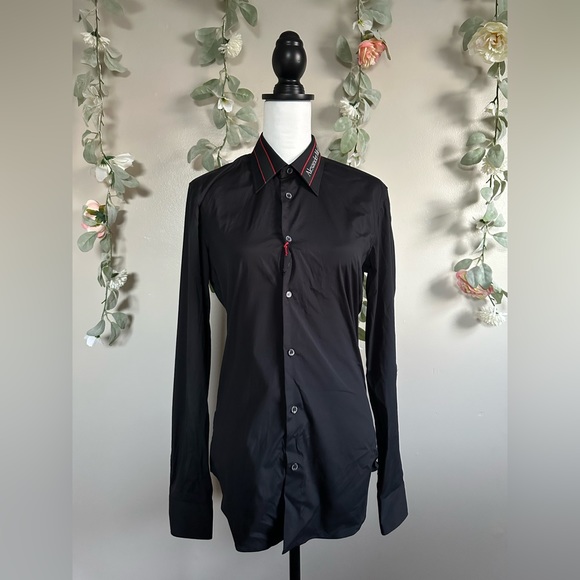 Alexander McQueen
button-down fitted shirt - Picture 7 of 16